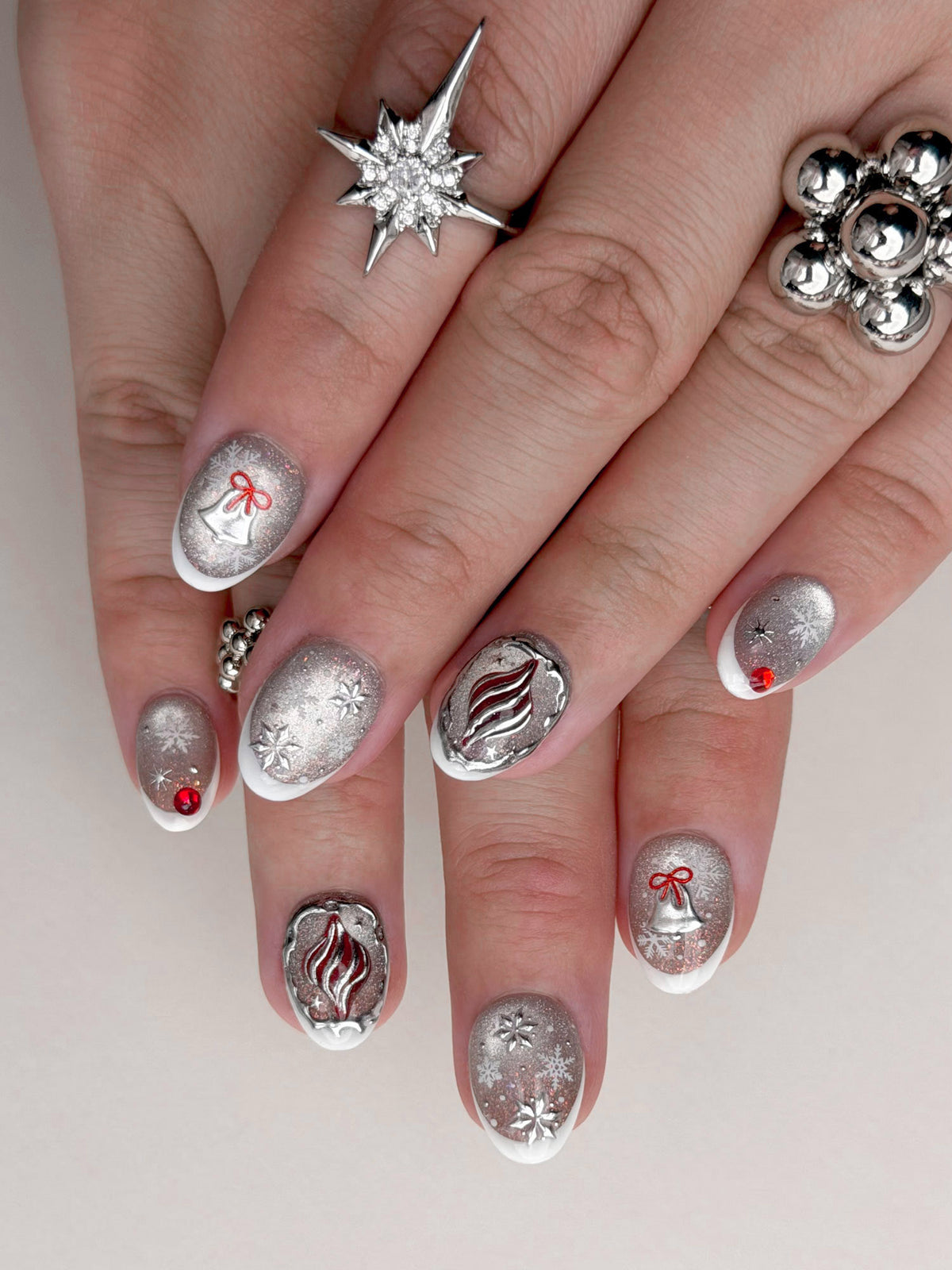 Frosted Bauble