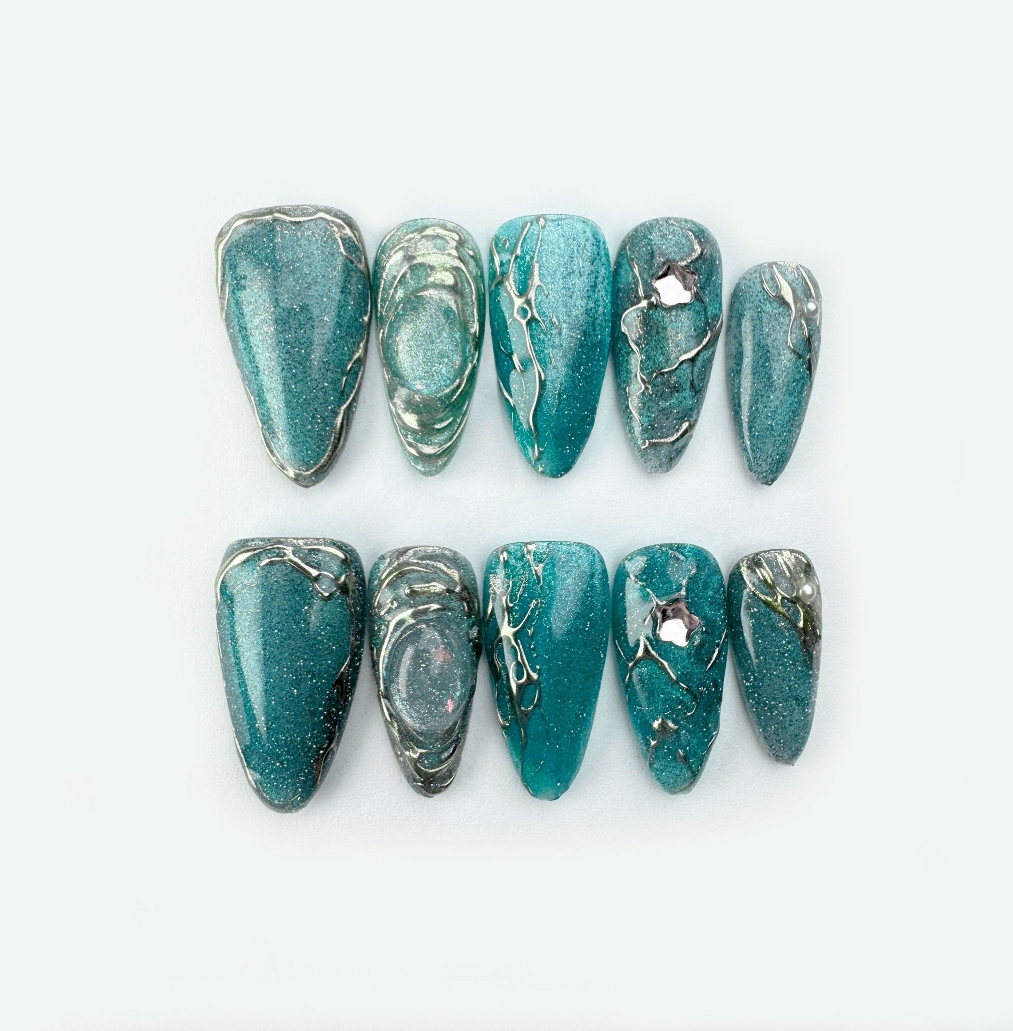 Abyssal Depths - Handmade Press on Nails by Clawcreature - Handmade Press - on Nails