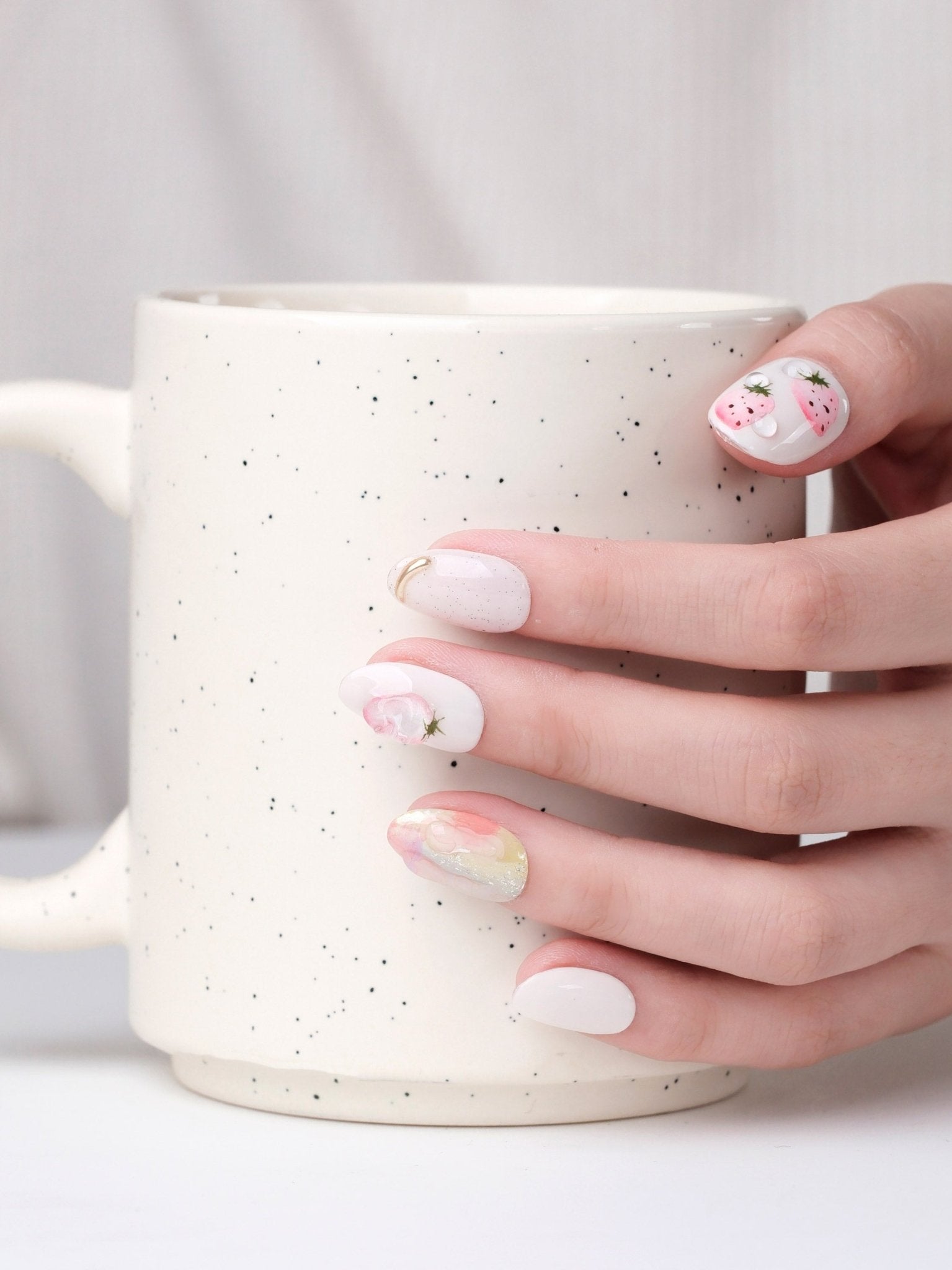 Berry Blush - Handmade Press on Nails by Clawcreature - Handmade Press - on Nails