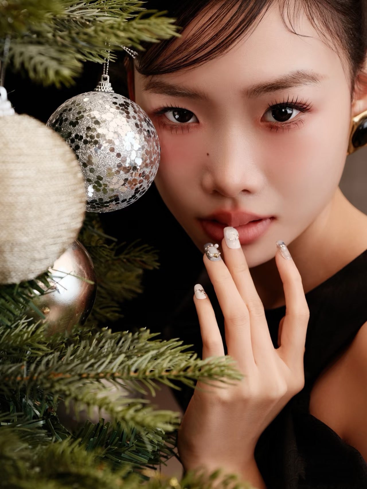 Winter Wonder - Handmade Press on Nails by Clawcreature - Handmade Press - on Nails