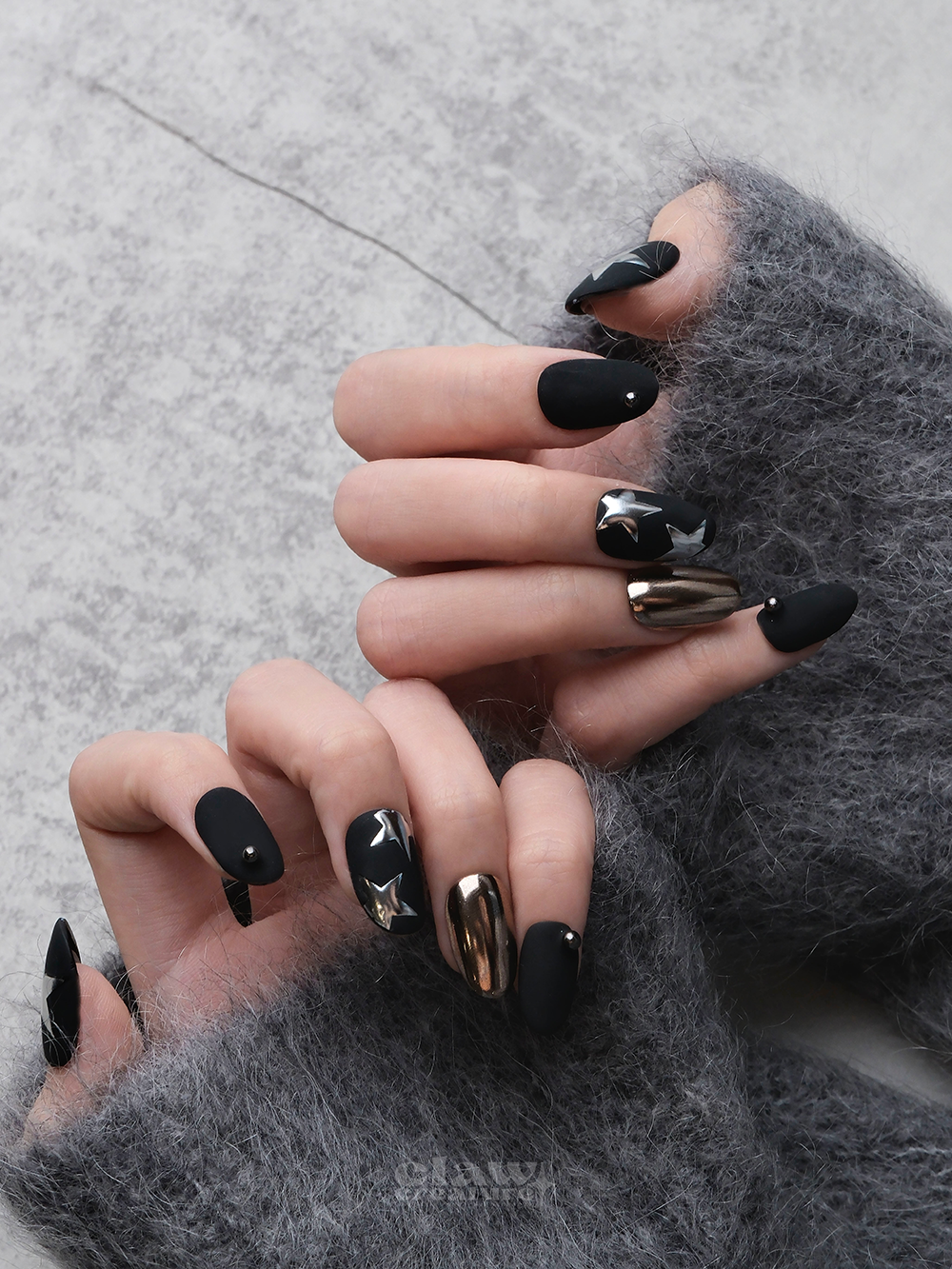 Handmade Press-on Nails Minimal Collection by Claw Creature