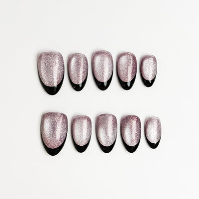 Velvet Noir French