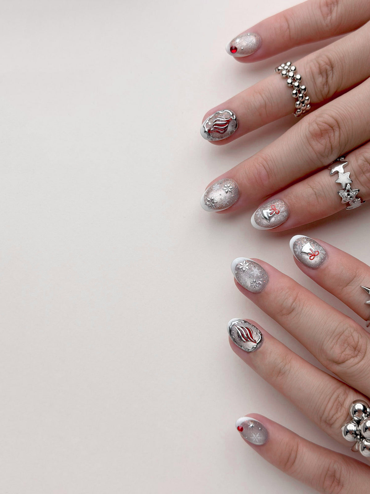 Frosted Bauble