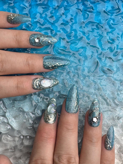 Abyssal Depths - Handmade Press on Nails by Clawcreature - Handmade Press - on Nails