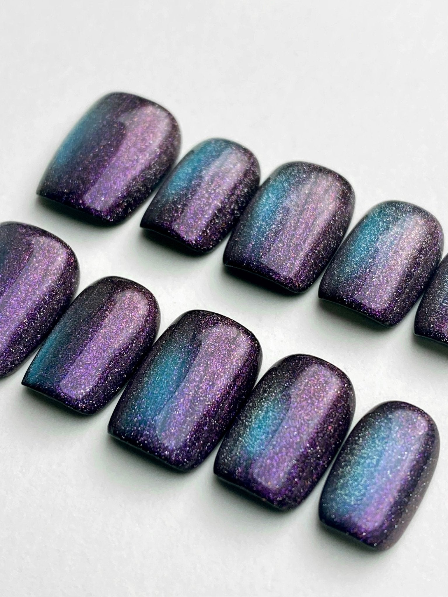 Aurora II - Handmade Press on Nails by Clawcreature - Handmade Press - on Nails