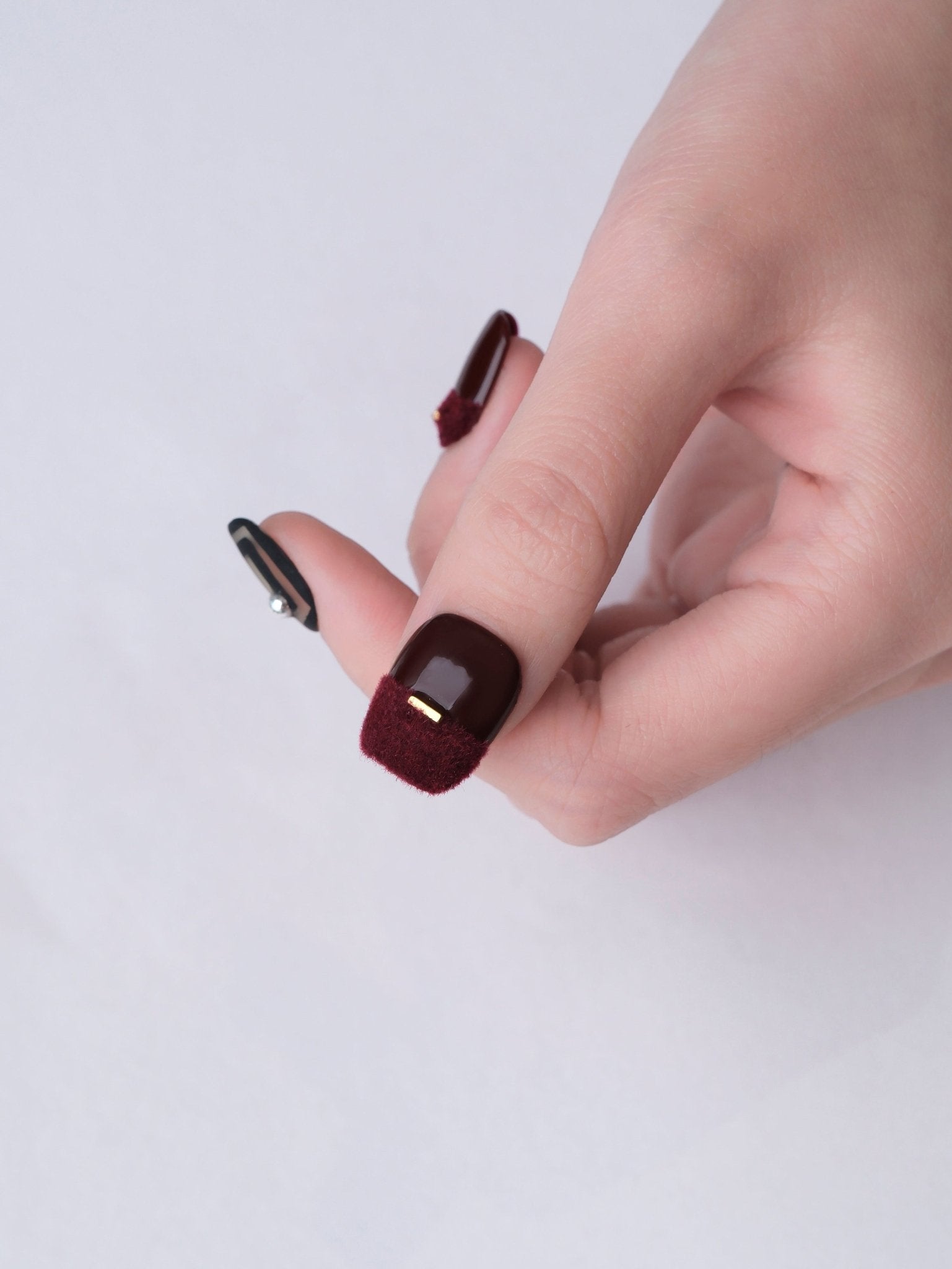 Burgundy V - Handmade Press on Nails by Clawcreature - Handmade Press - on Nails