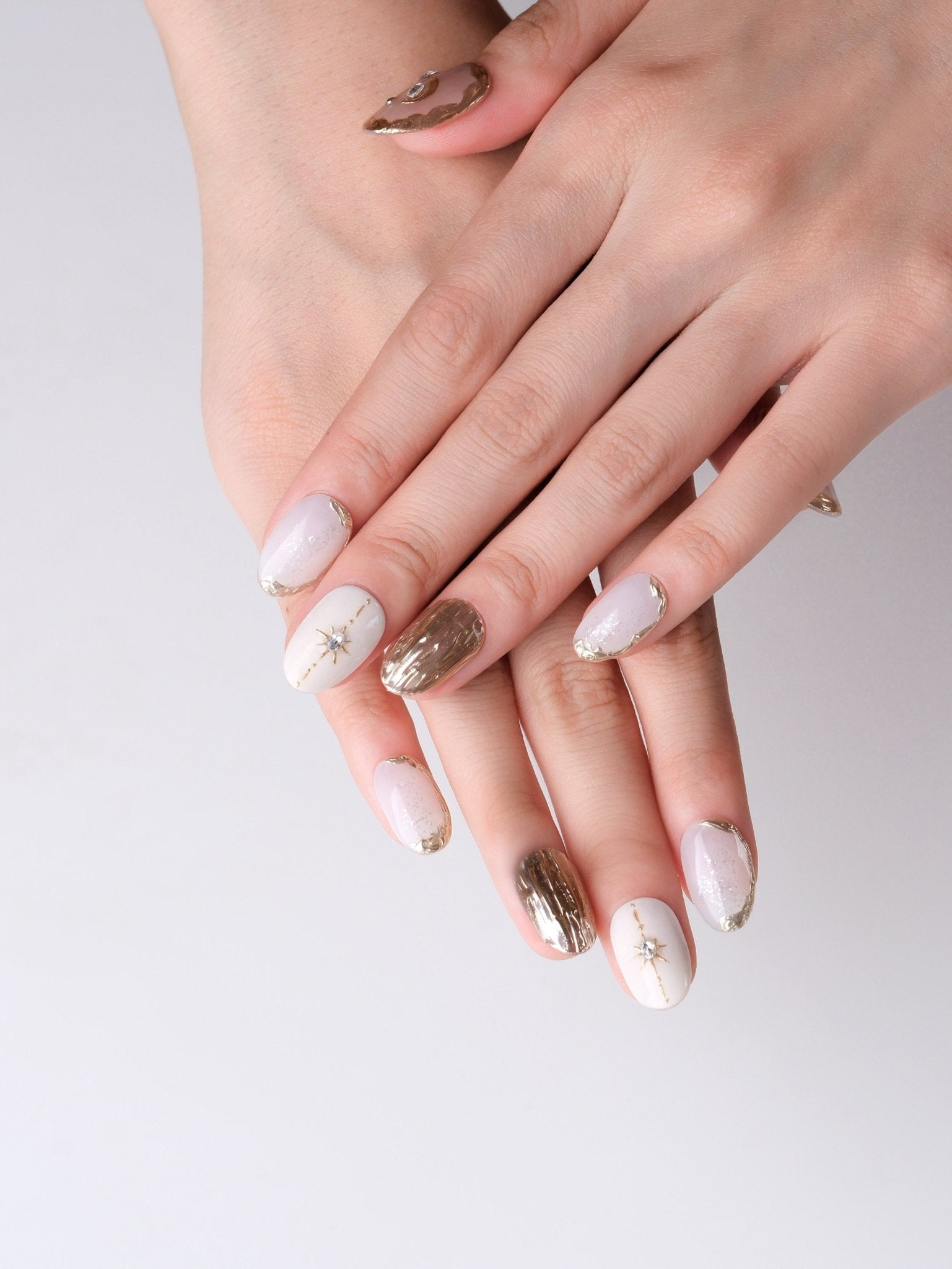 Celestial Glow - Handmade Press on Nails by Clawcreature - Handmade Press - on Nails