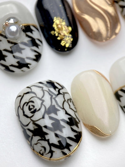 Check Me Bloom - Handmade Press on Nails by Clawcreature - Handmade Press - on Nails