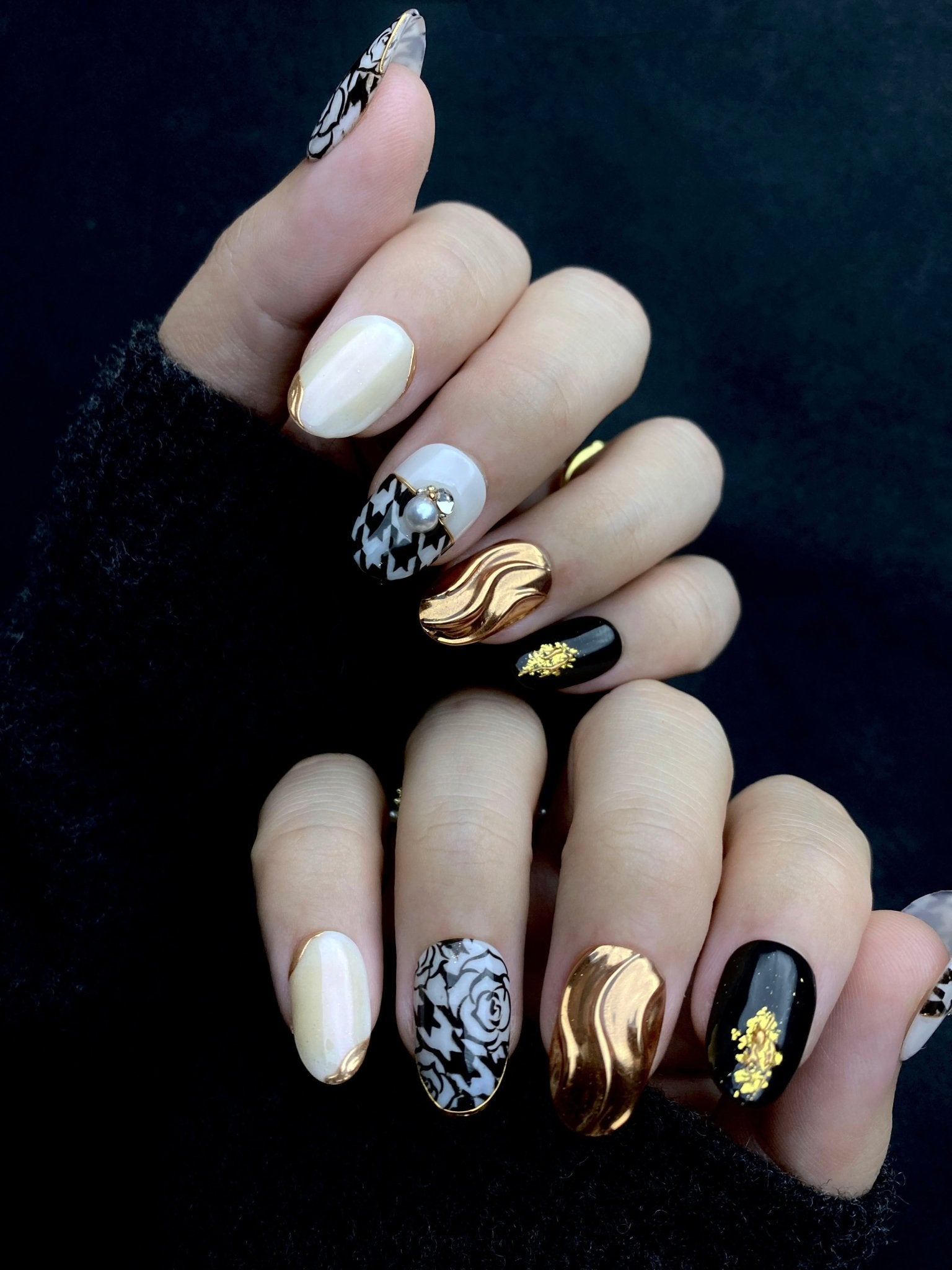 Check Me Bloom - Handmade Press on Nails by Clawcreature - Handmade Press - on Nails