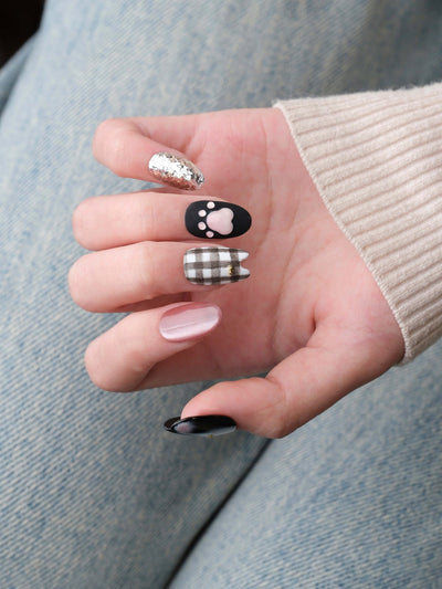 Chloe the Cat - Handmade Press on Nails by Clawcreature - Handmade Press - on Nails