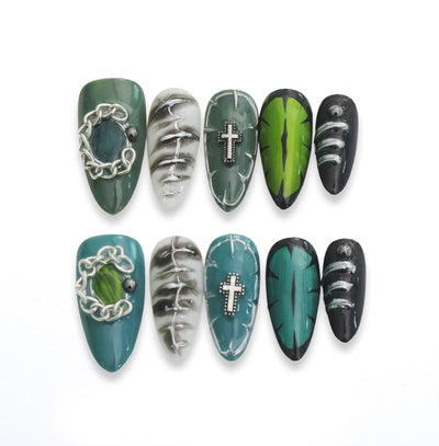 Emerald Rebellion - Handmade Press on Nails by Clawcreature - Handmade Press - on Nails