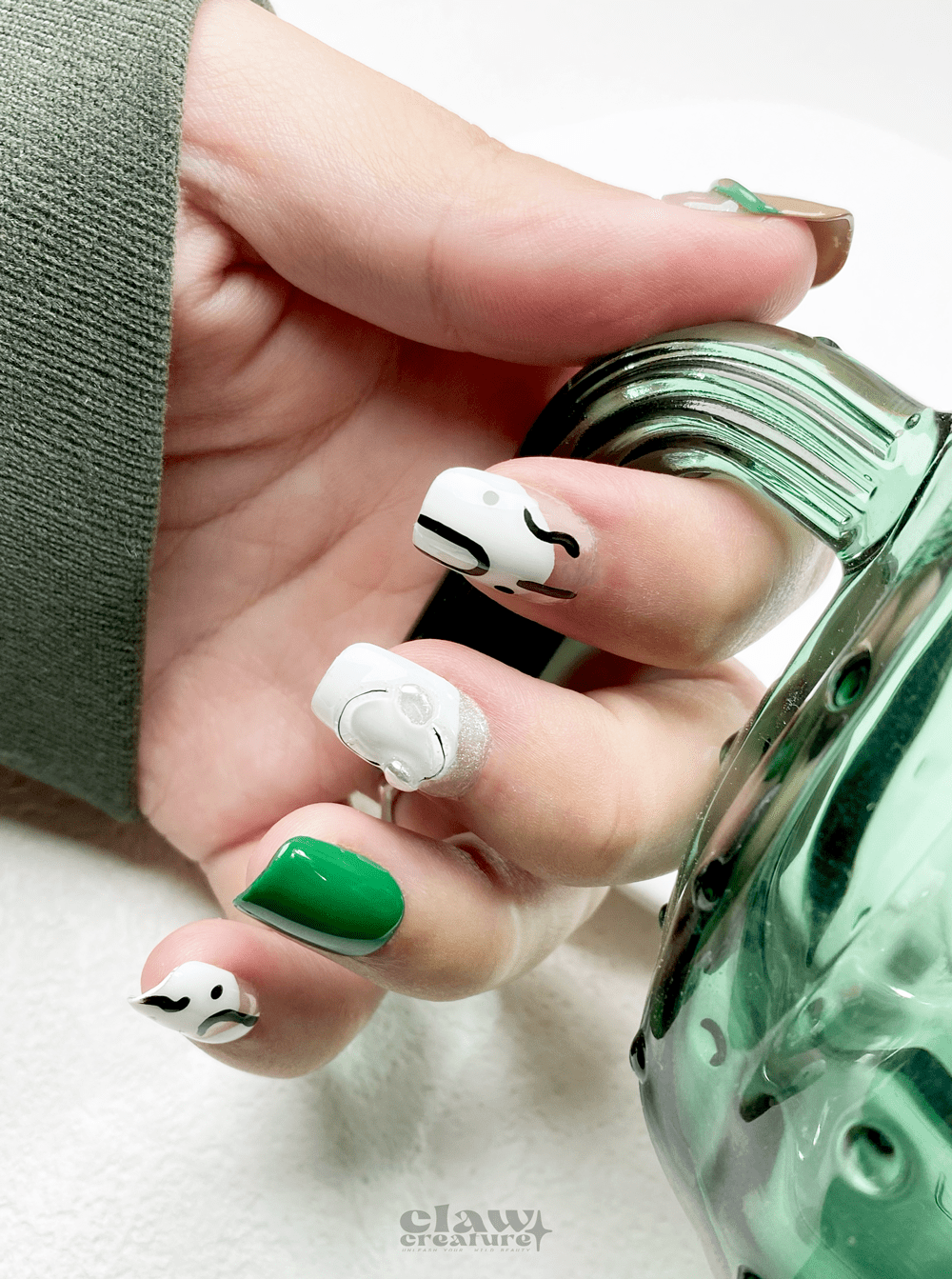 Evergreen - Handmade Press on Nails by Clawcreature - Handmade Press - on Nails