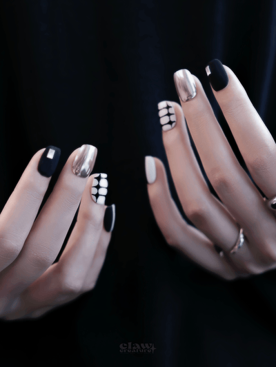 Golden Eclipse - Handmade Press on Nails by Clawcreature - Handmade Press - on Nails