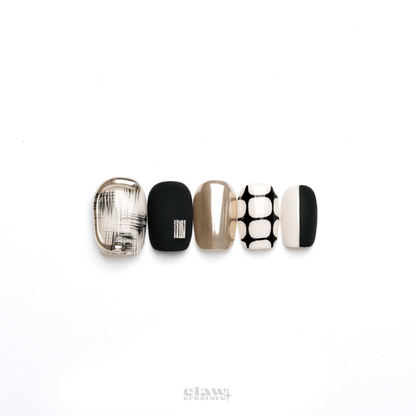 Golden Eclipse - Handmade Press on Nails by Clawcreature - Handmade Press - on Nails