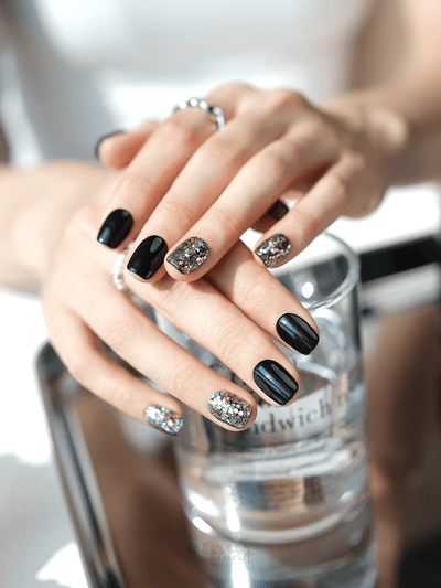 Hey Girl - Handmade Press on Nails by Clawcreature - Handmade Press - on Nails