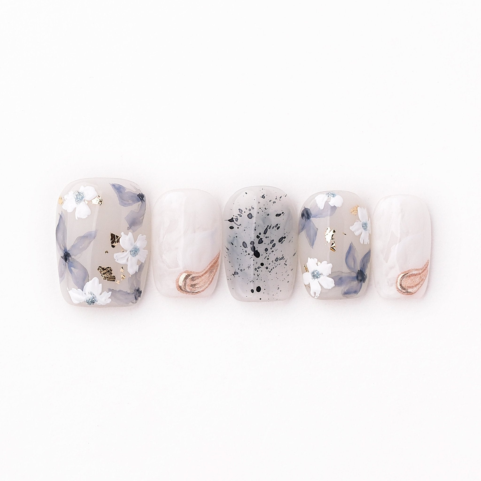 Kiri - Handmade Press on Nails by Clawcreature - Handmade Press - on Nails