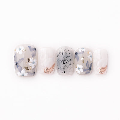 Kiri - Handmade Press on Nails by Clawcreature - Handmade Press - on Nails