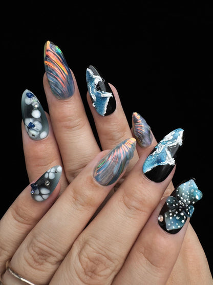 Manta Glow - Handmade Press on Nails by Clawcreature - Handmade Press - on Nails