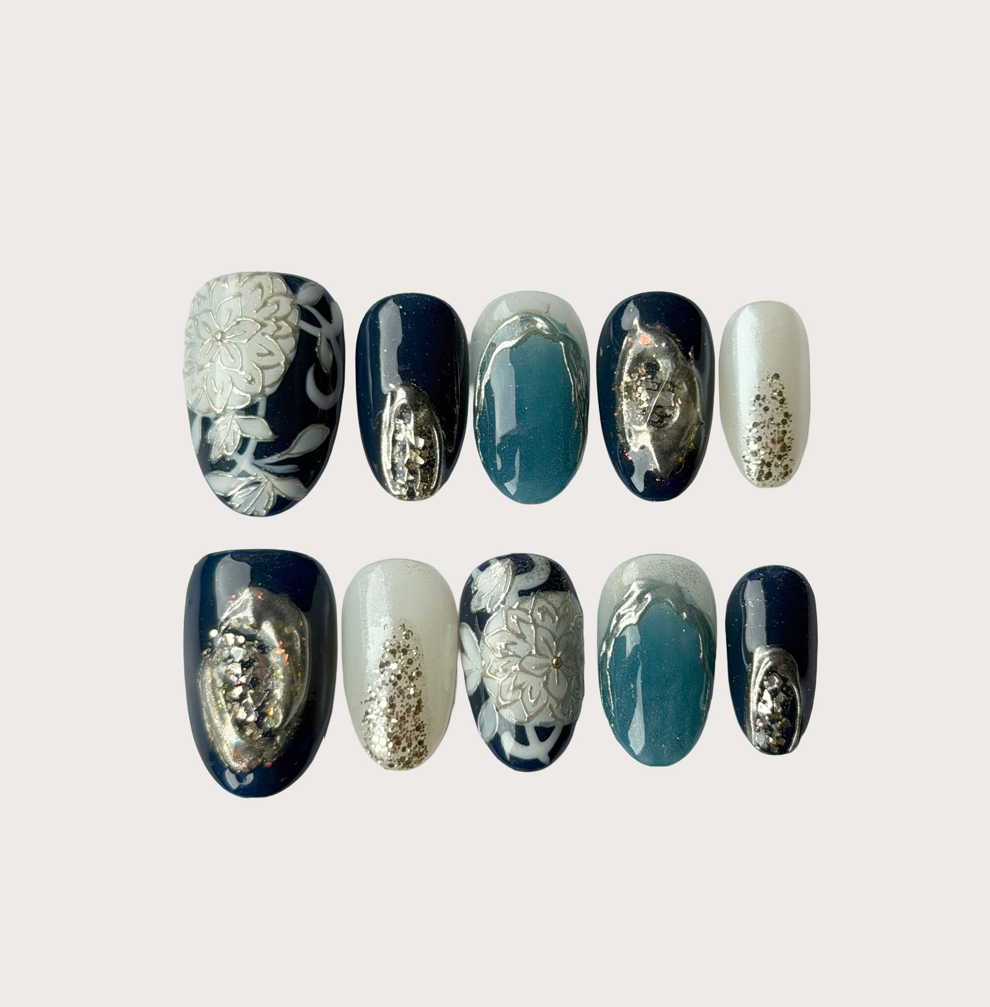 Midnight Bloom - Handmade Press on Nails by Clawcreature - Handmade Press - on Nails