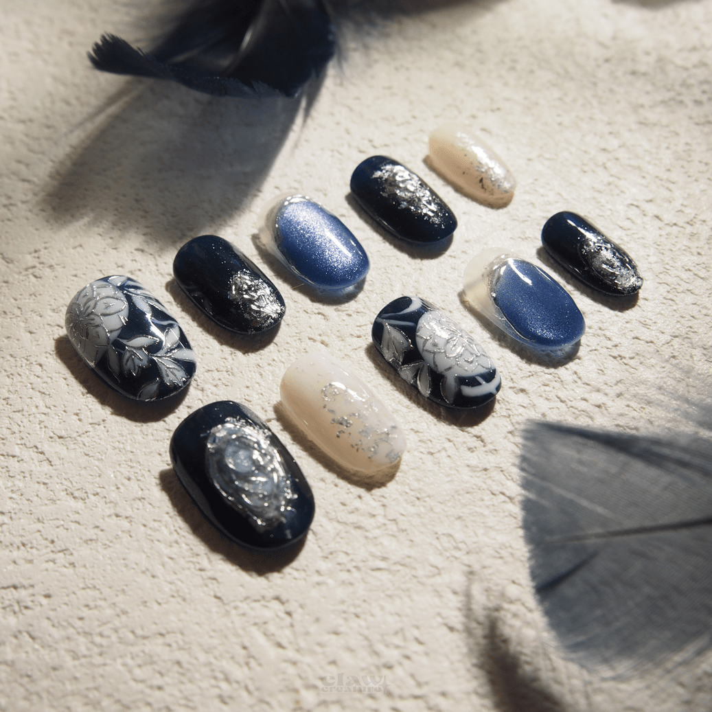 Midnight Bloom - Handmade Press on Nails by Clawcreature - Handmade Press - on Nails