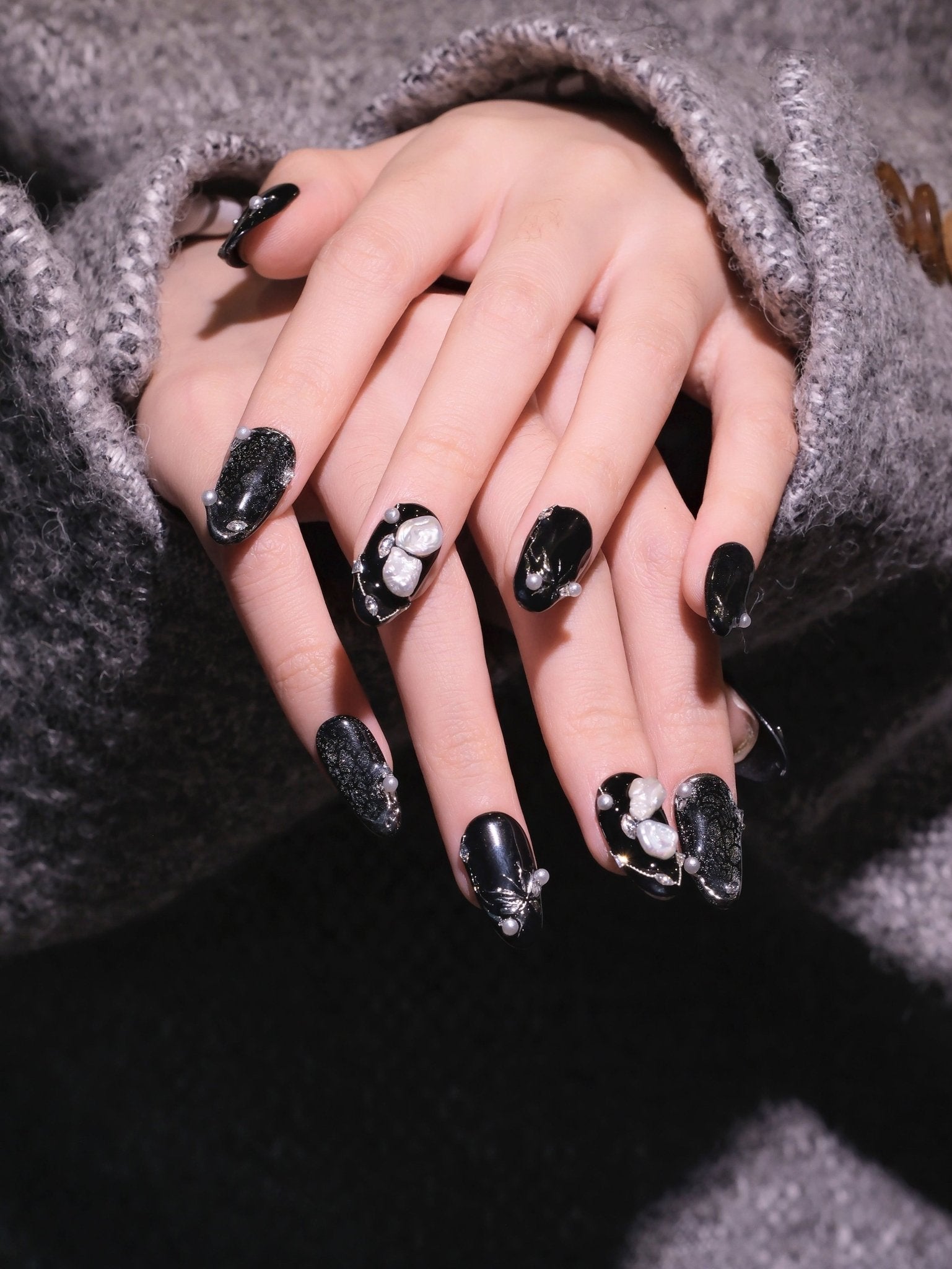 Midnight Flutter - Handmade Press on Nails by Clawcreature - Handmade Press - on Nails