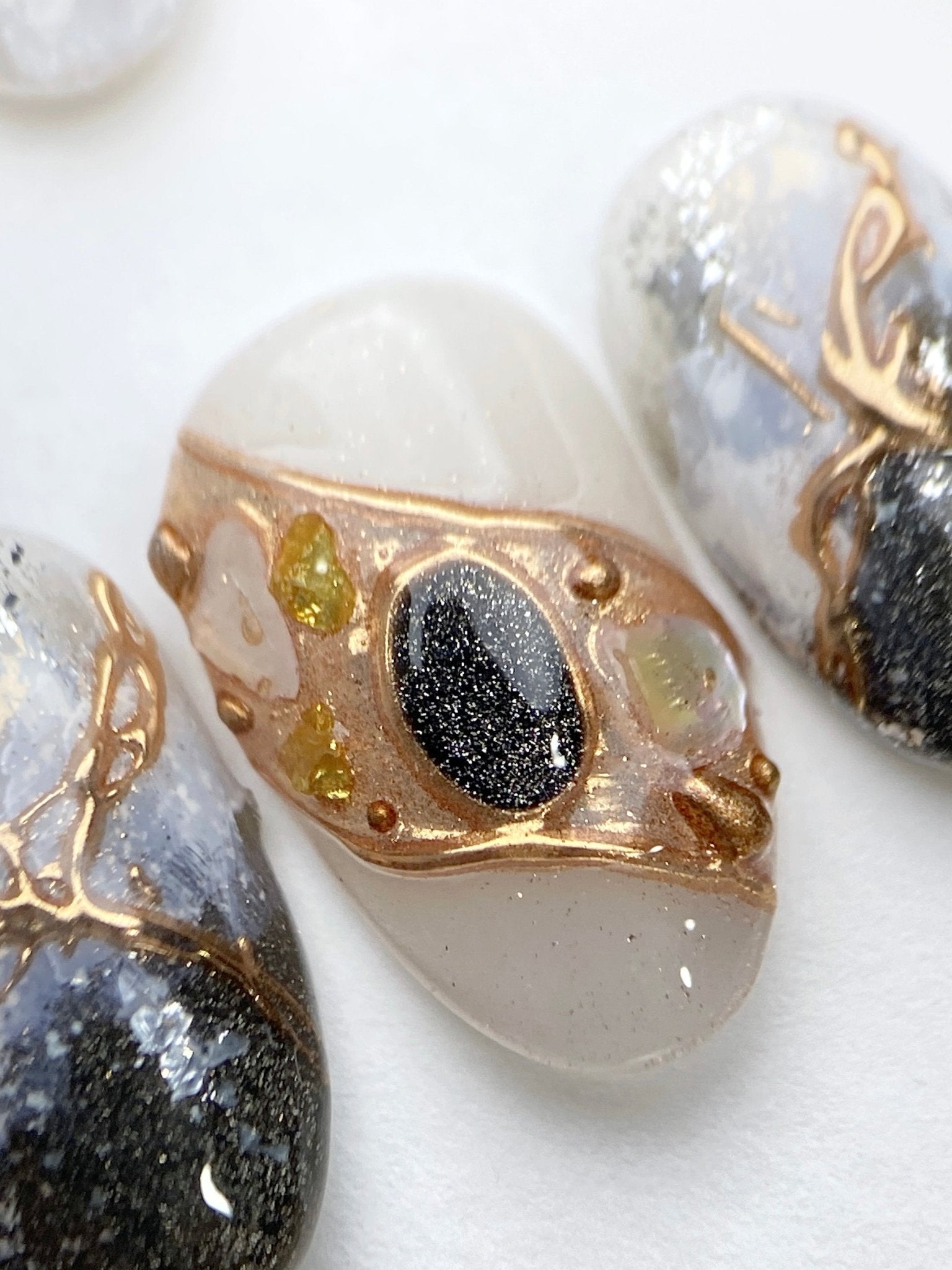 Obsidian Vein - Handmade Press on Nails by Clawcreature - Handmade Press - on Nails
