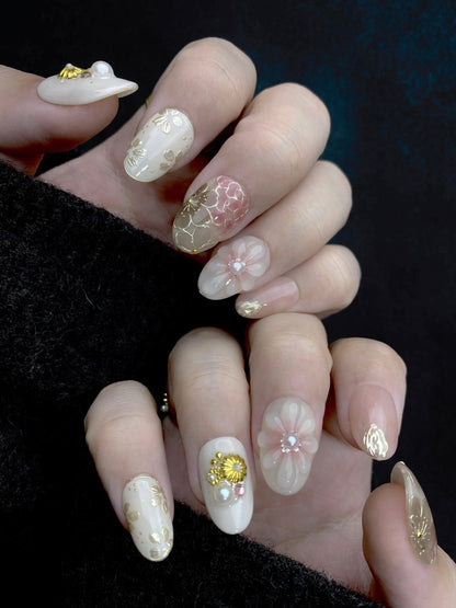 Petal Estate - Handmade Press on Nails by Clawcreature - Handmade Press - on Nails
