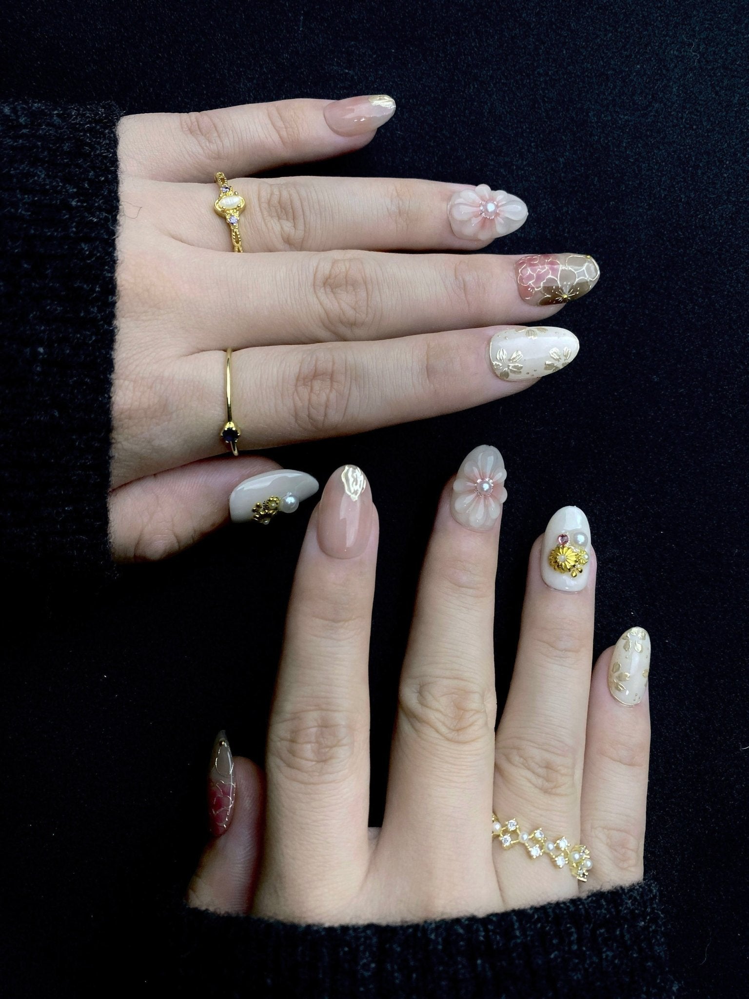 Petal Estate - Handmade Press on Nails by Clawcreature - Handmade Press - on Nails