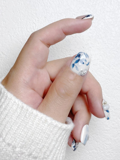 Porcelain I - Handmade Press on Nails by Clawcreature - Handmade Press - on Nails