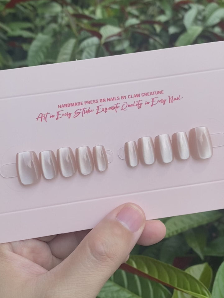 Champagne Allure Handmade Press-on Nails video showcase by Claw Creature