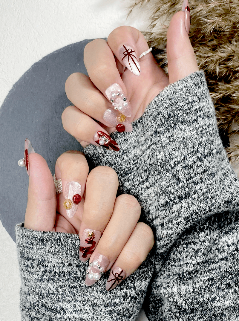 Ruby Wonderland - Handmade Press on Nails by Clawcreature - Handmade Press - on Nails