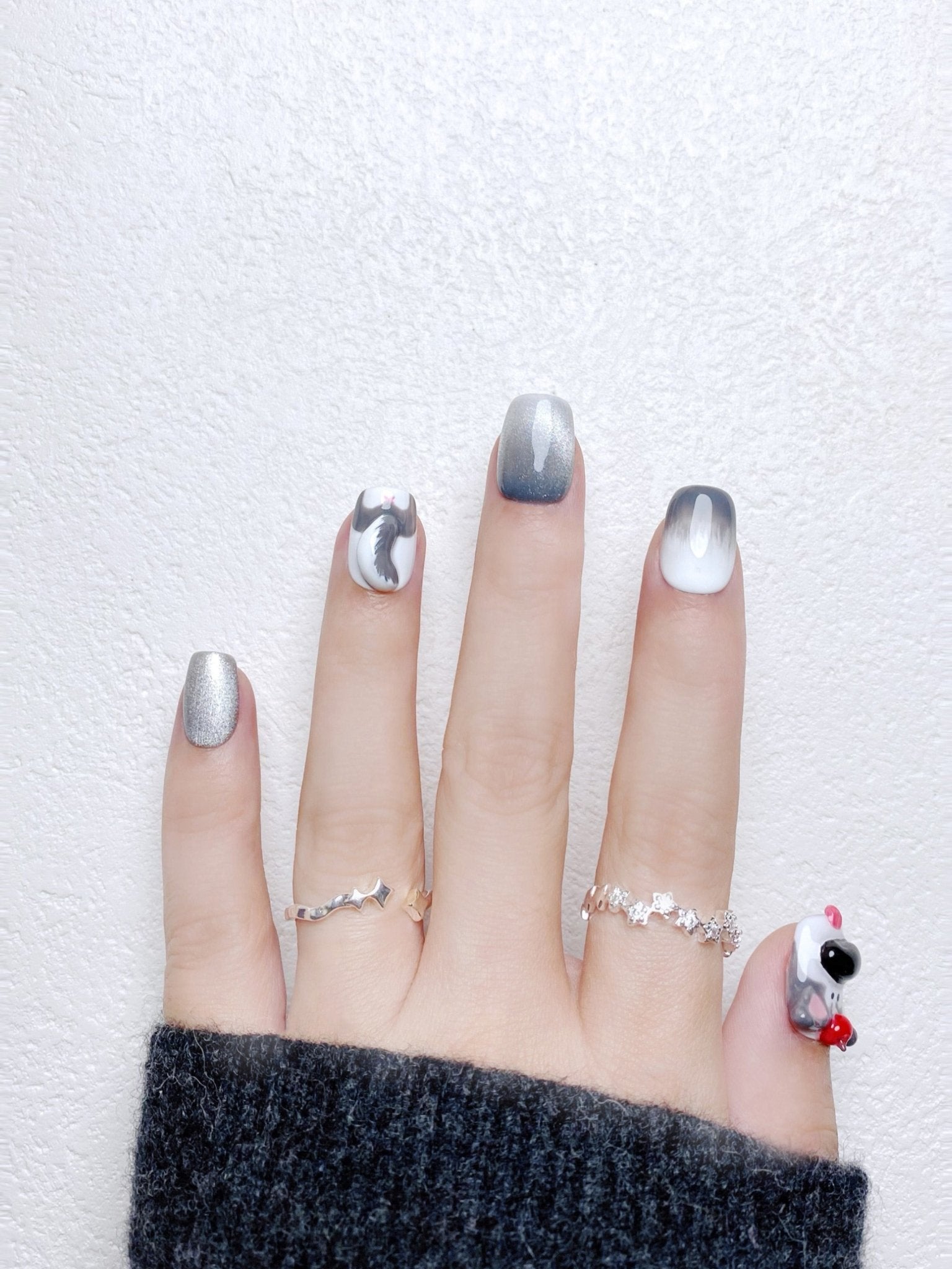 Storm the Husky - Handmade Press on Nails by Clawcreature - Handmade Press - on Nails