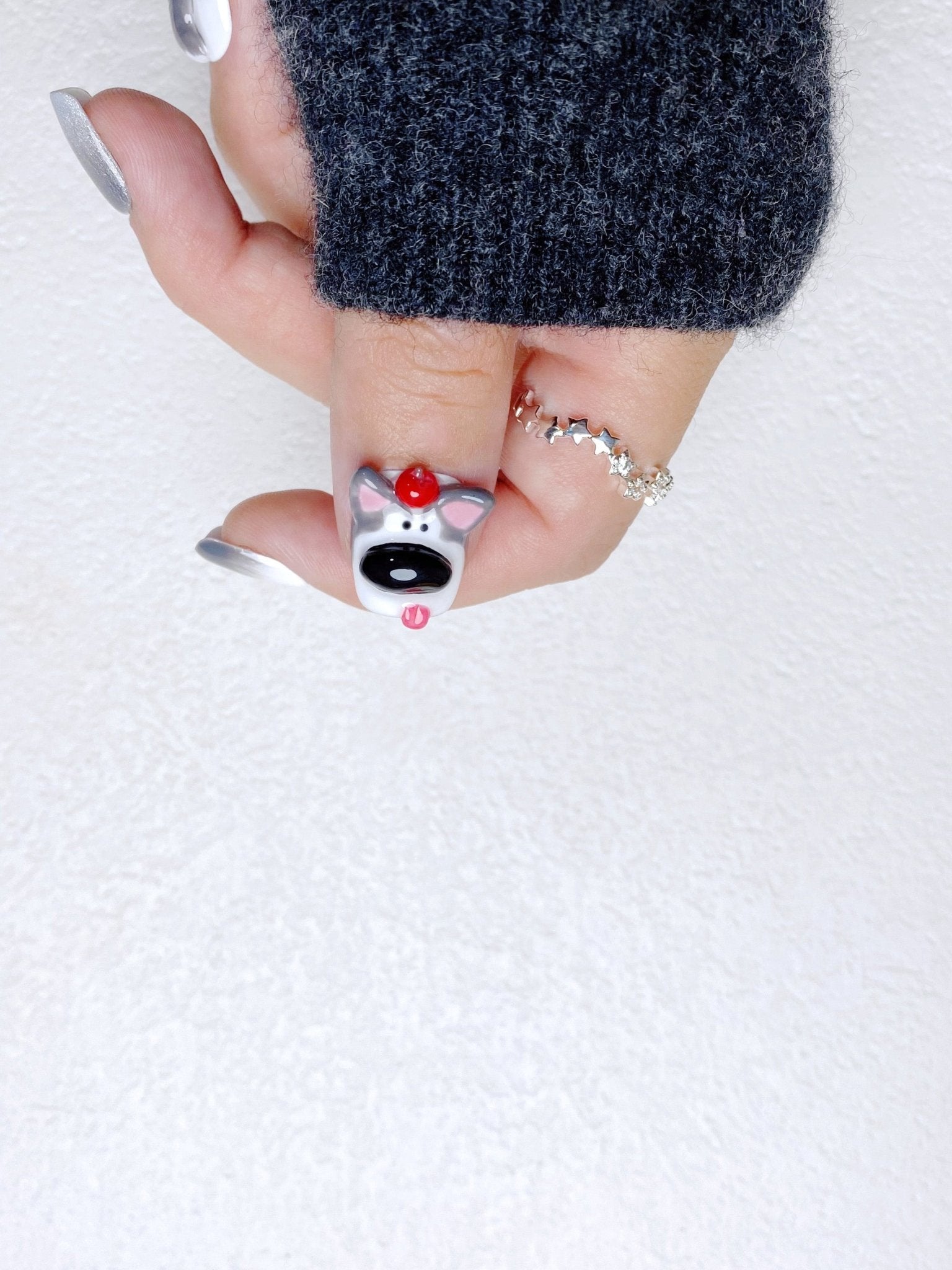 Storm the Husky - Handmade Press on Nails by Clawcreature - Handmade Press - on Nails