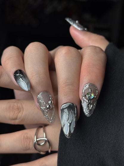 Tree of Life - Handmade Press on Nails by Clawcreature - Handmade Press - on Nails