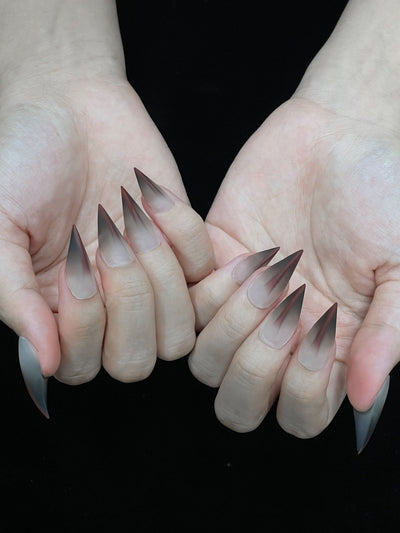 Vampire Kiss - Handmade Press on Nails by Clawcreature - Handmade Press - on Nails