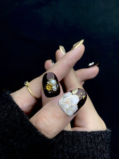 Wine & Dine - Handmade Press on Nails by Clawcreature - Handmade Press - on Nails