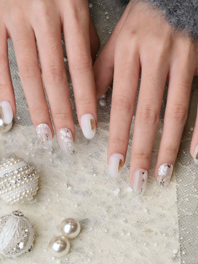 Winter Bloom - Handmade Press on Nails by Clawcreature - Handmade Press - on Nails