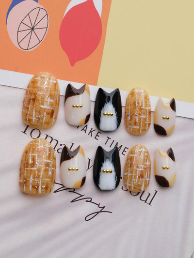 Yumi the Cat - Handmade Press on Nails by Clawcreature - Handmade Press - on Nails